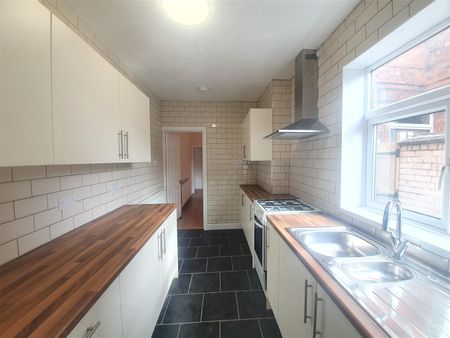 Down Street, LE4, Leicester - Photo 2