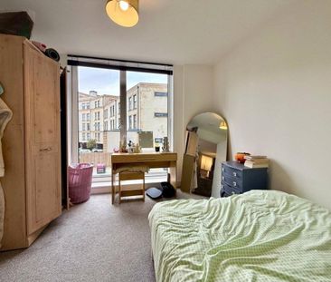 Commercial Road, Poole, Dorset, BH14 - Photo 3