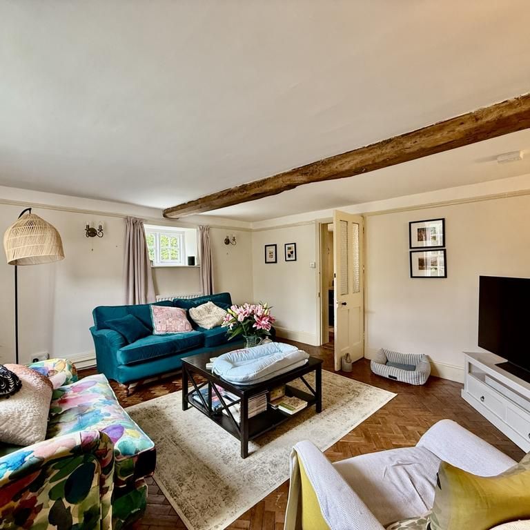 4 bedroom detached house to rent - Photo 1
