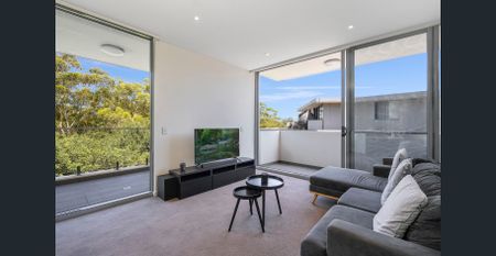 Expansive entertainer's balcony with district outlook - Photo 3