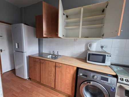 4 bedroom terraced house to rent - Photo 4
