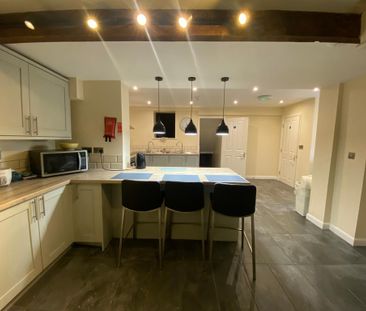 1 bedroom in a house share to rent - Photo 5