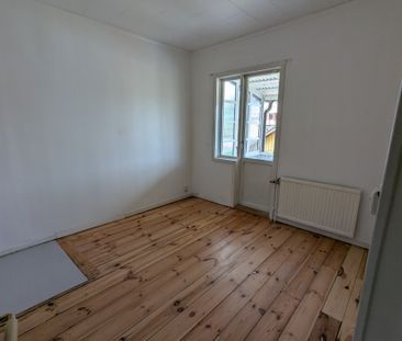 Järnvägsgatan, Sparreholm - Photo 1