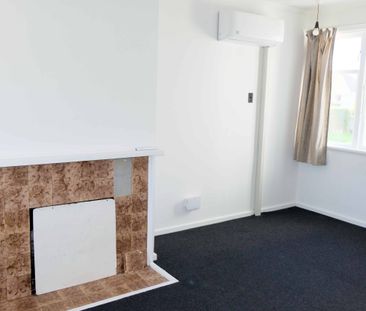 BEDSIT UNIT - Photo 5