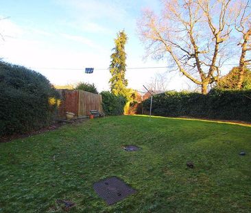 Studio to rent - Photo 6