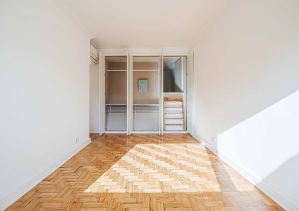 APARTAMENTO T2+1 NA AV ESTADOS UNIDOS DA AMÉRICA - LISBOA