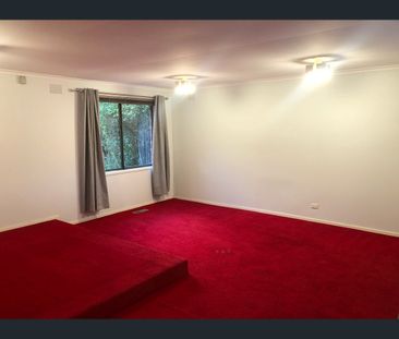 9 Simmonds Court, Wantirna South, Vic 3152 - Photo 4