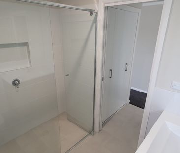 STYLISH GRANNY FLAT - Photo 5