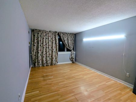 For Lease - 350 Webb Drive Unit# 512, Mississauga, Ontario - Photo 2