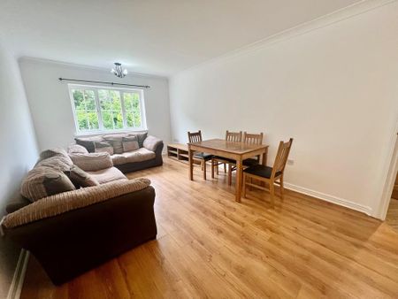 2 bedroom apartment to rent - Photo 2