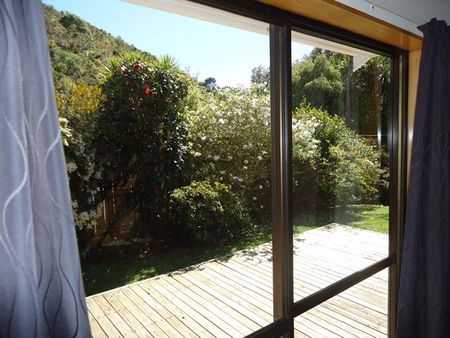 Great Sunny Townhouse in Karori - Photo 5