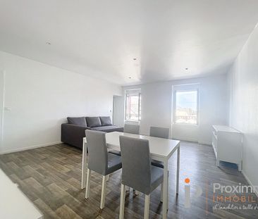 Location Appartement 3 pièces 81m² BAIN DE BRETAGNE 35470 - Photo 1