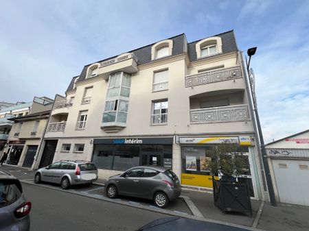 Location Appartement 1 pièce 28m² PONTAULT COMBAULT 77340 - Photo 2