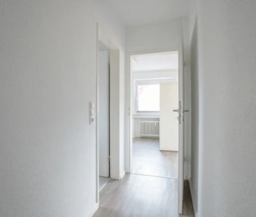 Moderne ca. 95 m² große 4-Zimmer-Wohnung mit Tageslichtbad ruhig ge... - Foto 1