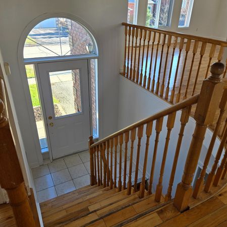 For Lease - 17 Iveagh Drive, Georgina, Ontario - Photo 5