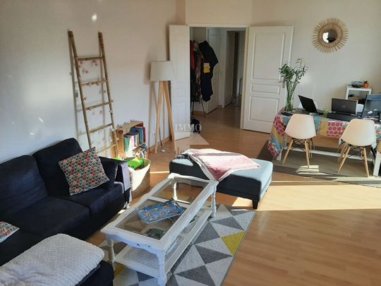 Location Appartement 3 pièces 72m² - Photo 1
