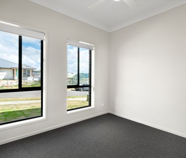 NEWLY BUILT DUPLEX AND READY TO MOVE IN - Photo 4