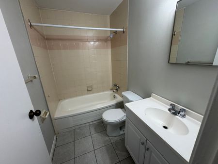 Two Bedroom Apartment - Photo 2