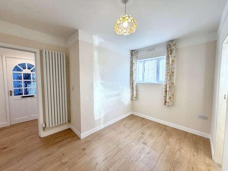 Leamington Road, Stivichall Manor, CV3 - Photo 3