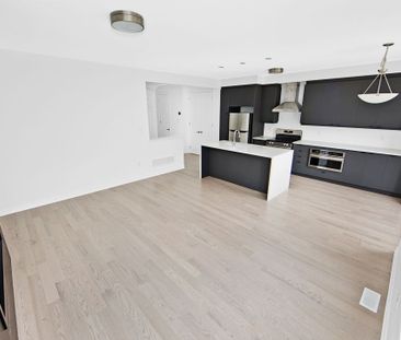 For Lease - 3035 Bramall Gardens, Oakville, Ontario - Photo 6