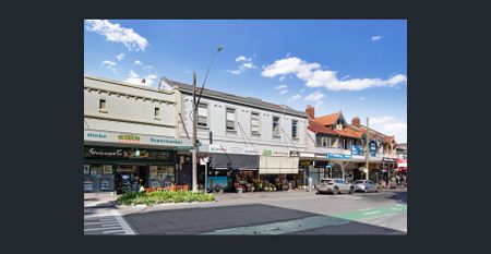 Modern two-bedroom and study area with sunlit interiors - Photo 4