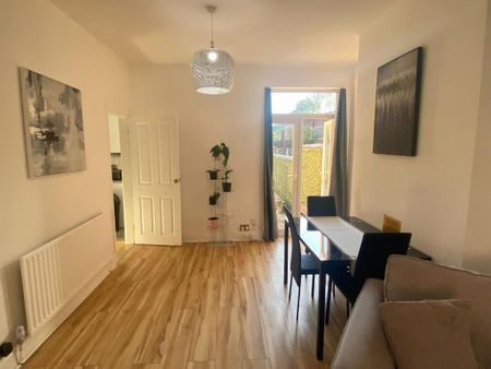 2 bedroom terraced house to rent - Photo 2