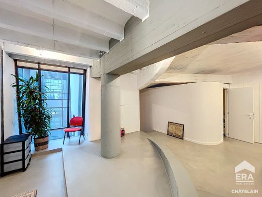 BRUSSEL - PRACHTIGE LOFT MET 2 SLAAPKAMERS + PARKING - Foto 1