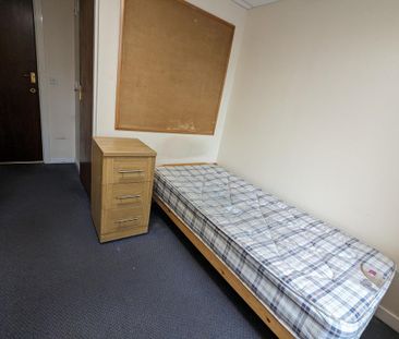 1 bedroom bedsit to rent - Photo 4