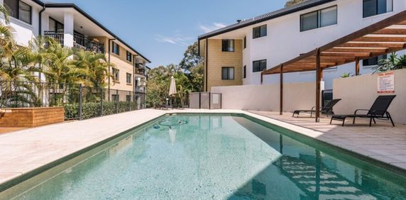 Available now - Photo 2