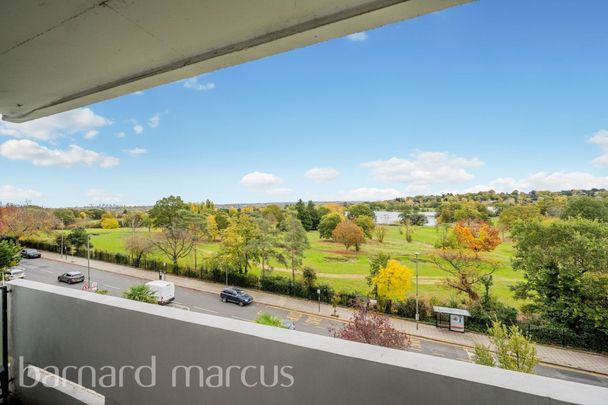 Wimbledon Park Road - Photo 1