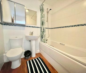 St. Catherines Court, Maritime Quarter, Swansea, SA1 1SD - Photo 6
