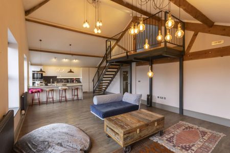 3 bedroom apartment to rent - Photo 2