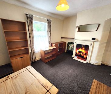 Upper High Street, Cradley Heath Monthly Rental Of £700 - Photo 1