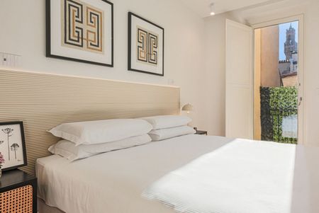 The Four Suites - Photo 2