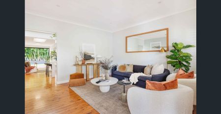 Freestanding Cottage, Entertainer’s Deck and Private Garden - Photo 5