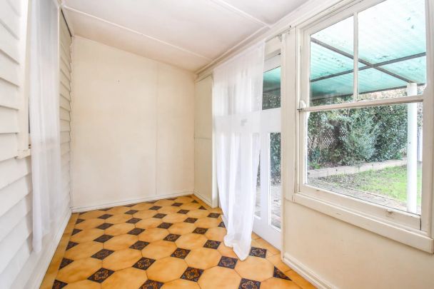 76 Edward Street, - Photo 1