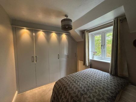 4 bedroom detached house to rent - Photo 4