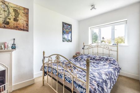 4 bedroom terraced house to rent - Photo 5