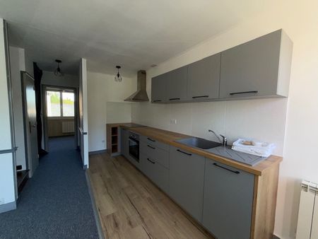 Location Appartement 4 pièces 55m² ROHAN 56580 - Photo 4