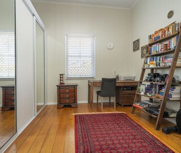 A New Home for the New Year! - Photo 5