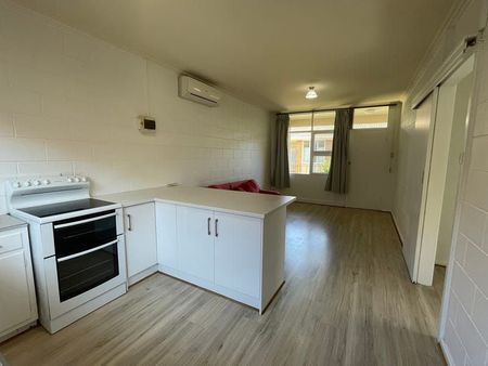 8/21 Nile Street, Glenelg - Photo 4