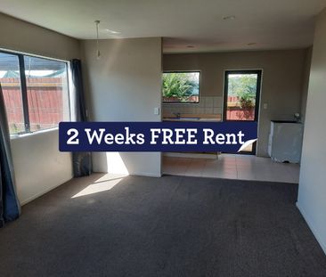 Two weeks rent free - Three Bedroom Home - Photo 4