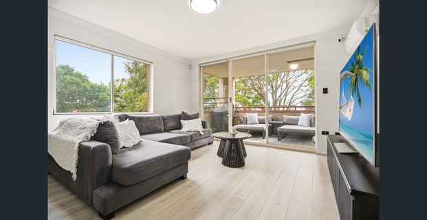 Stylish, Spacious & Impeccably Updated - A Premium Hills Lifestyle - Photo 1