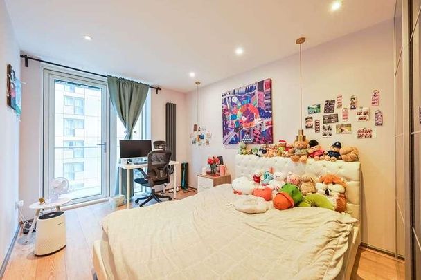 Millharbour, Canary Wharf, E14 - Photo 1