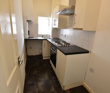 1 Bed Flat, Crescent Road, LU2 - Photo 5