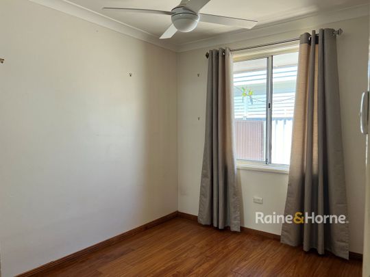 1/100 Broken Bay Road, Ettalong Beach, NSW 2257 - Photo 1