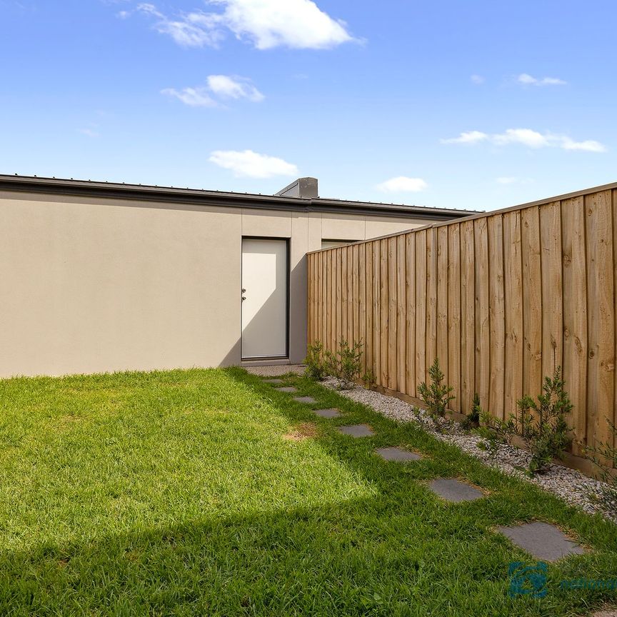 12 Longtown Road, 3335, Thornhill Park Vic - Photo 1