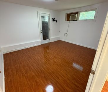 For Lease - 358 The Queensway N/A Unit# Main, Georgina, Ontario - Photo 6