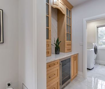 For Lease - 2299 Glazebrook Circle, Oakville, Ontario - Photo 4