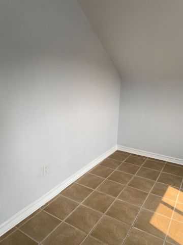 For Lease - 1530 Stittsville Main Street Unit# B, Stittsville - Munster - Richmond, Ontario - Photo 4